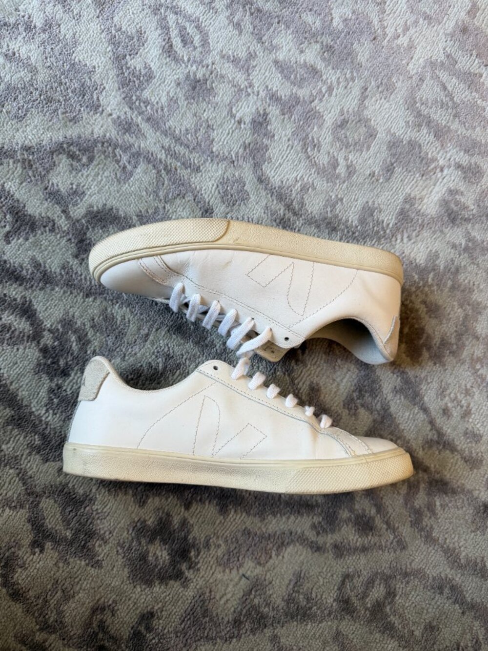VEJA Esplar Leather White Sneakers - Picture 10 of 13